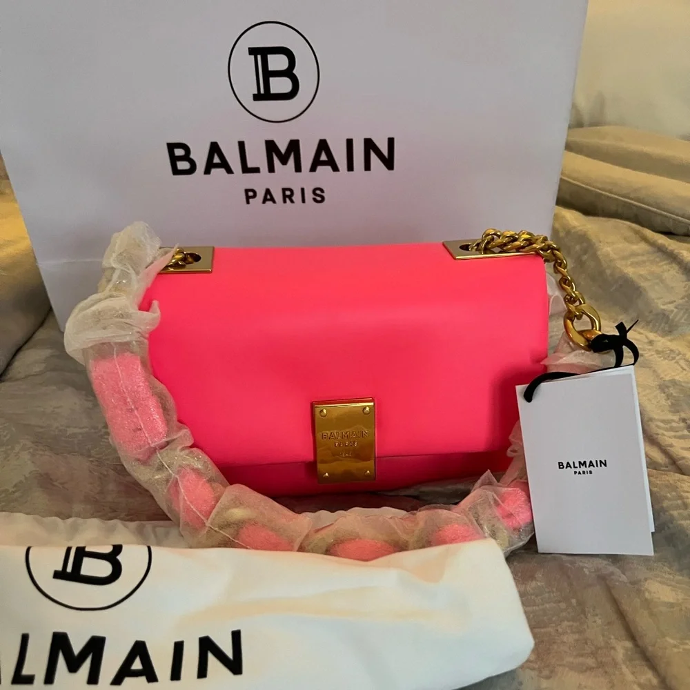 Brand new Balmain 1945 Soft Leather Clutch Bag - Picture 5 of 10
